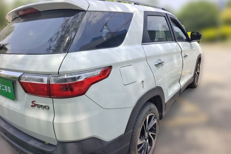 Used Dongfeng Fengon S560 2018 1.8L CVT Prestige Model Exterior 5