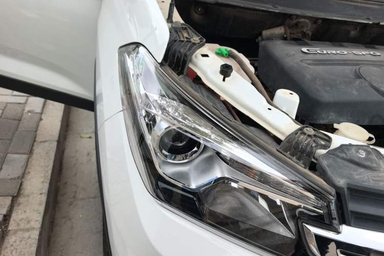 Used Dongfeng Fengon S560 2018 1.8L Manual Urban Model 7 Seats Exterior 6