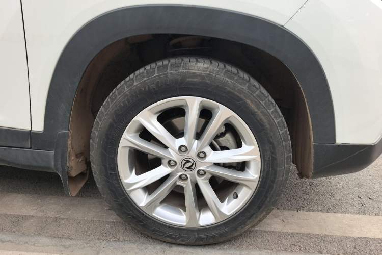 Used Dongfeng Fengon S560 2018 1.8L Manual Urban Model 7 Seats Exterior 7