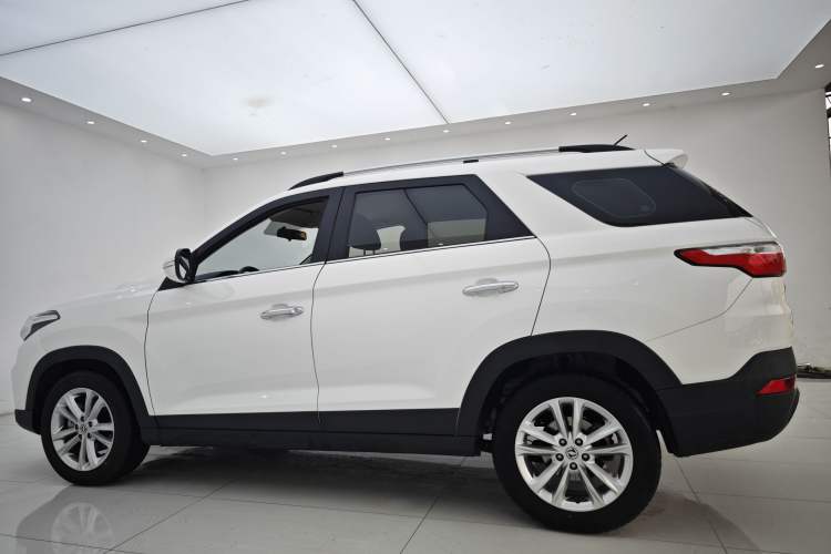 Used Dongfeng Fengon S560 2018 1.8L CVT Elite Model 7 Seats Exterior 8