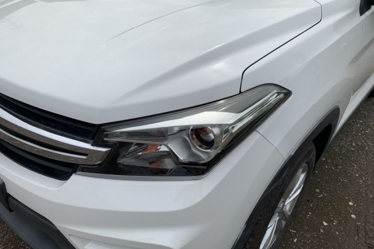Used Dongfeng Fengon S560 2018 1.8L Manual Urban Model 7 Seats Exterior 9