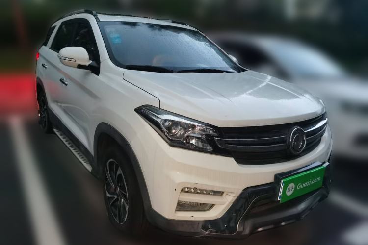 Used Dongfeng Fengon S560 2018 1.8L Manual Comfort 7-Seater Front Right 45 Deg