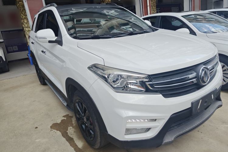 Used Dongfeng Fengon S560 2018 1.8L CVT Elite Model 7 Seats Front Right 45 Deg