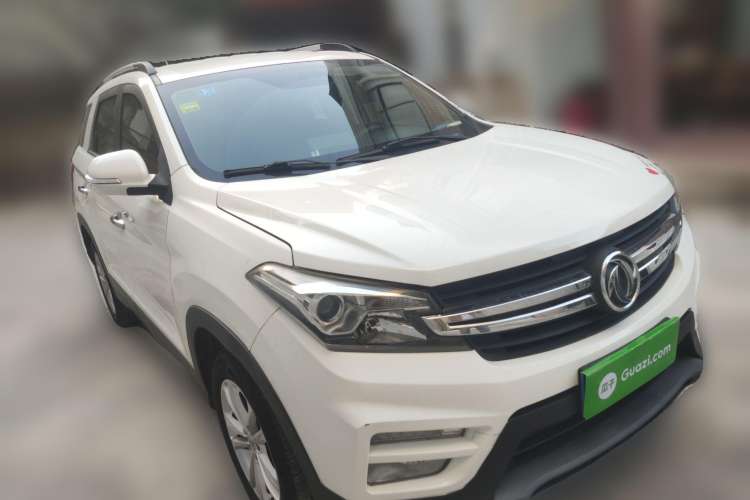 Used Dongfeng Fengon S560 2018 1.8L CVT Elite Model 7 Seats Front Right 45 Deg