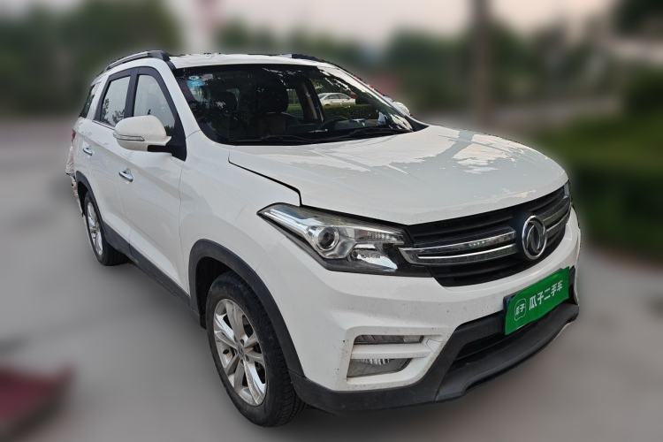 Used Dongfeng Fengon S560 2018 1.8L CVT Elite Model 7 Seats Front Right 45 Deg