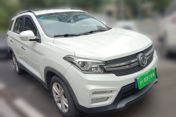 Used Dongfeng Fengon S560 2018 1.8L CVT Elite Model 7 Seats Front Right 45 Deg