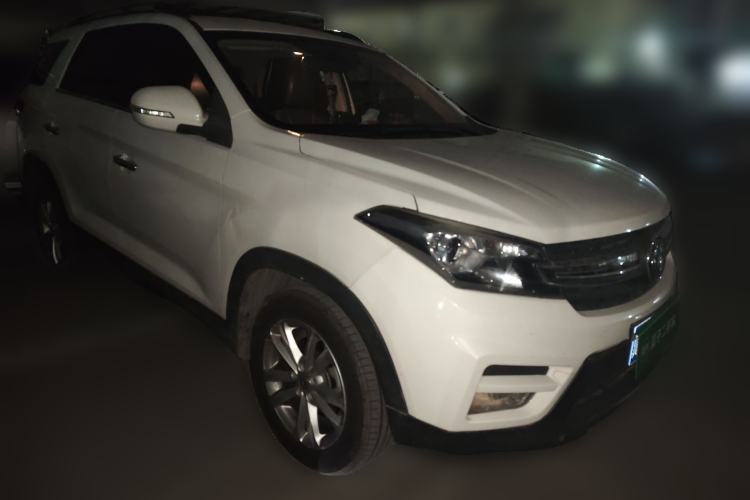 Used Dongfeng Fengon S560 2018 1.8L Manual Urban Model 7 Seats Front Right 45 Deg
