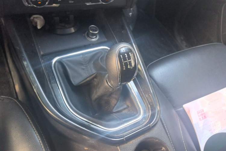 Used Dongfeng Fengon S560 2018 1.8L Manual Urban Model 7 Seats Gear Lever