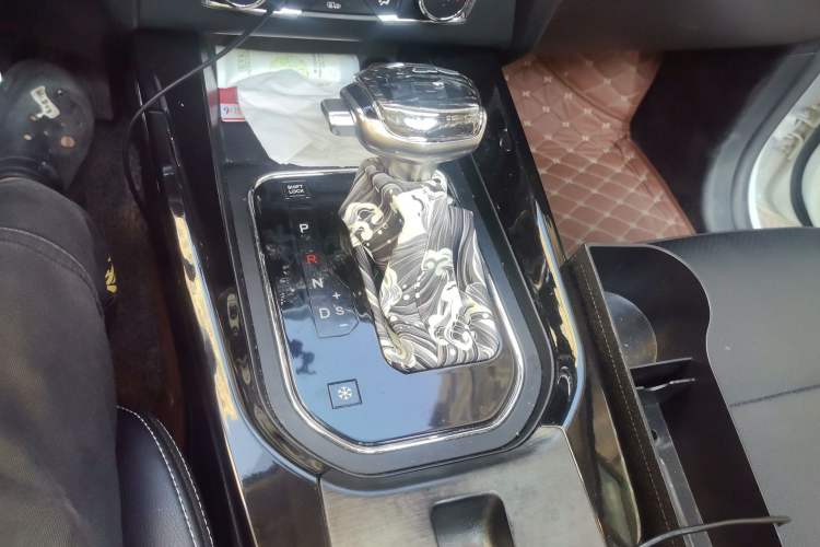 Used Dongfeng Fengon S560 2018 1.8L CVT Prestige Model Gear Lever