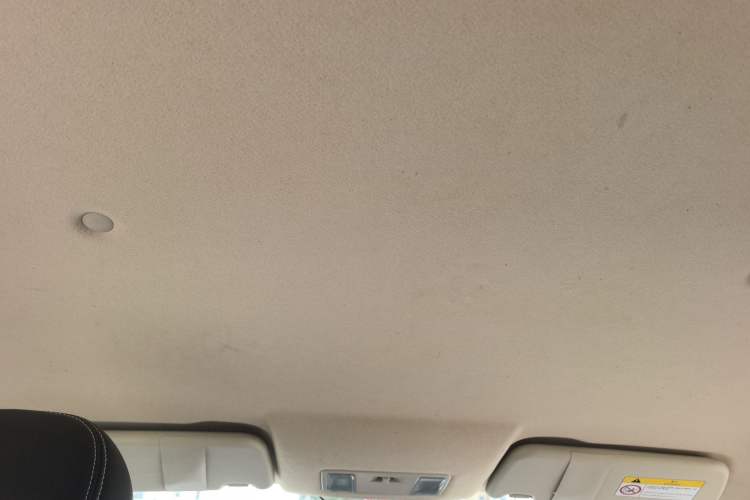 Used Dongfeng Fengon S560 2018 1.8L Manual Urban Model 7 Seats Headliner