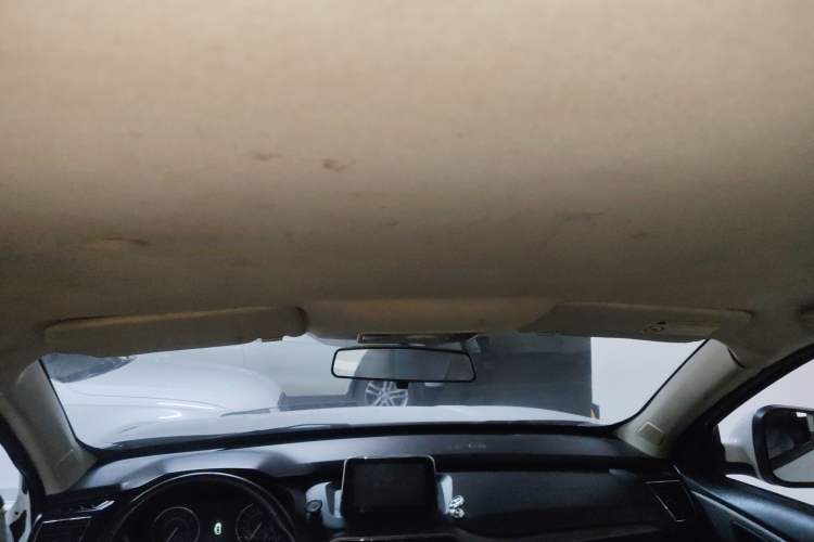 Used Dongfeng Fengon S560 2018 1.8L Manual Elite 7-Seater Headliner