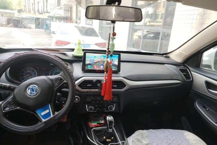 Used Dongfeng Fengon S560 2018 1.8L Manual Urban Model 7 Seats Headliner