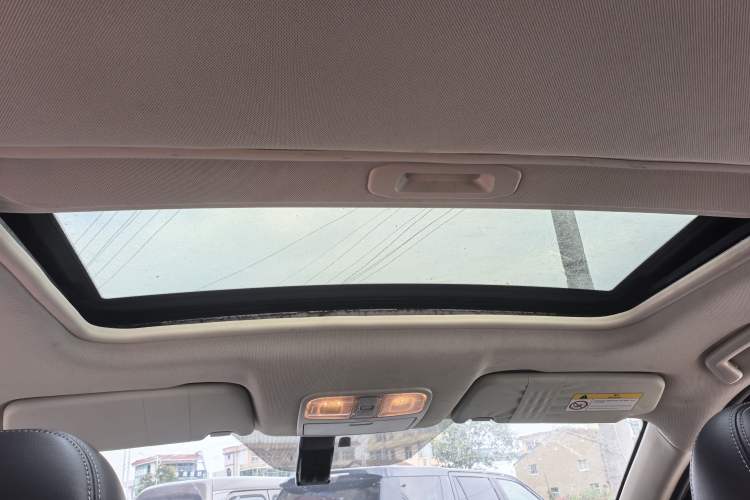 Used Dongfeng Fengon S560 2018 1.8L CVT Prestige Model Headliner