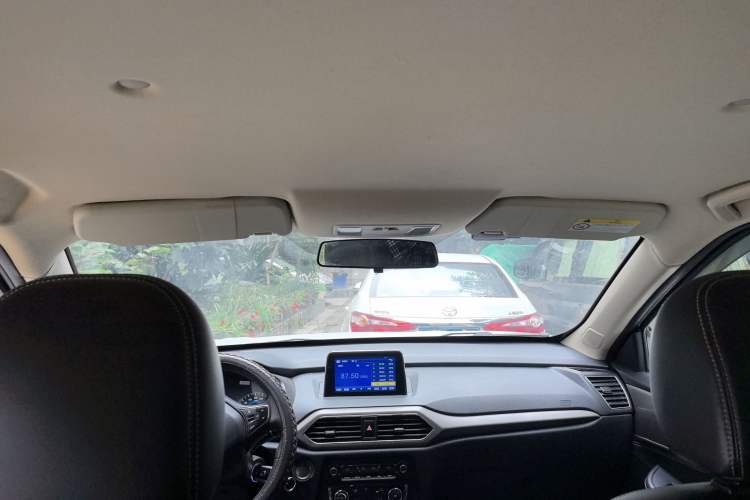 Used Dongfeng Fengon S560 2018 1.8L Manual Urban Model 5 Seats Headliner