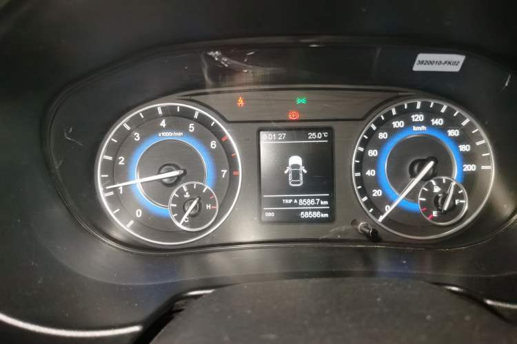 Used Dongfeng Fengon S560 2018 1.8L Manual Comfort 7-Seater Instrument Cluster