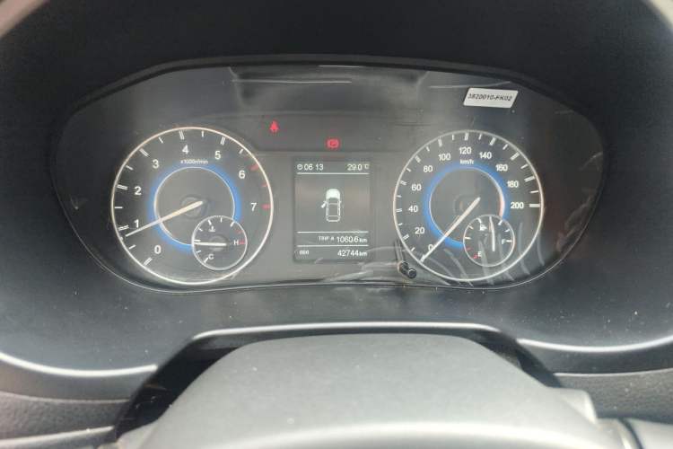 Used Dongfeng Fengon S560 2018 1.8L Manual Comfort 7-Seater Instrument Cluster