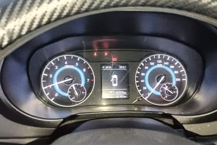 Used Dongfeng Fengon S560 2018 1.8L Manual Comfort 7-Seater Instrument Cluster