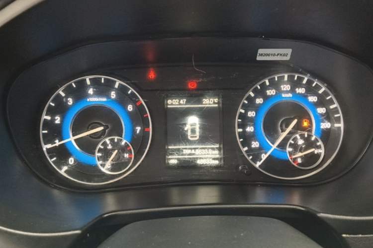 Used Dongfeng Fengon S560 2018 1.8L Manual Urban Model 7 Seats Instrument Cluster