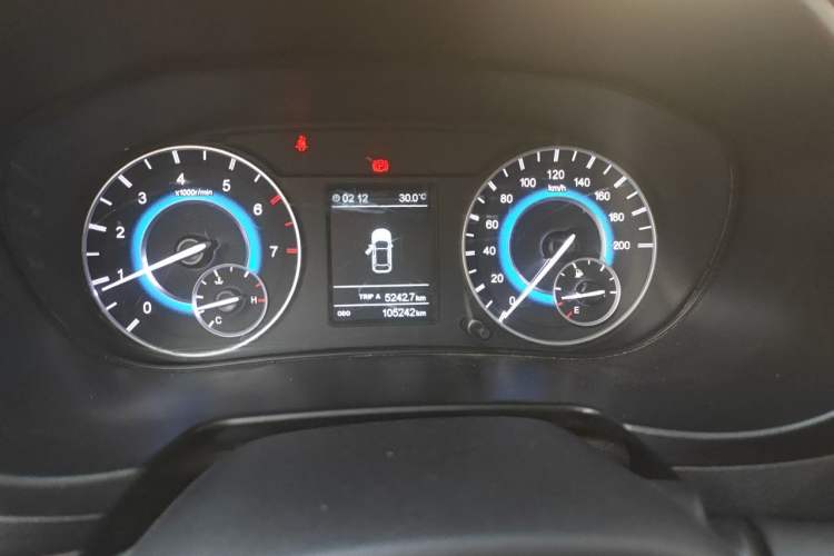 Used Dongfeng Fengon S560 2018 1.8L Manual Comfort 7-Seater Instrument Cluster