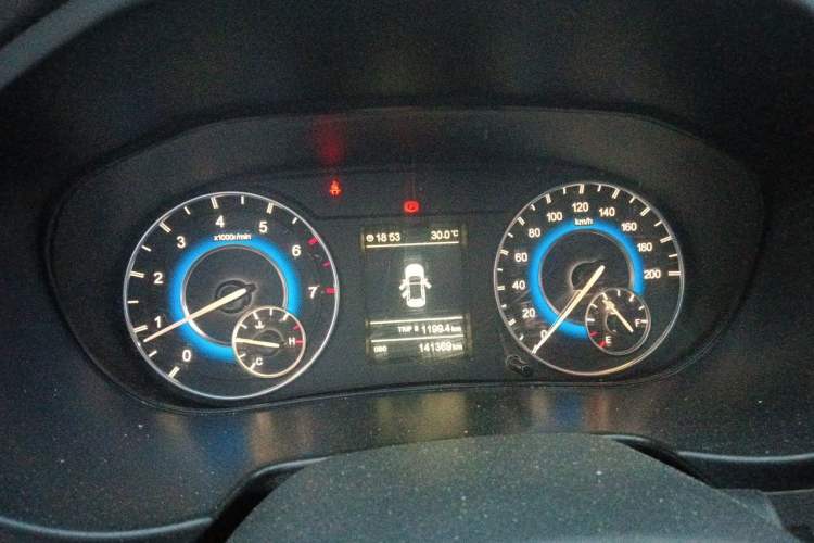 Used Dongfeng Fengon S560 2018 1.8L Manual Comfort 7-Seater Instrument Cluster