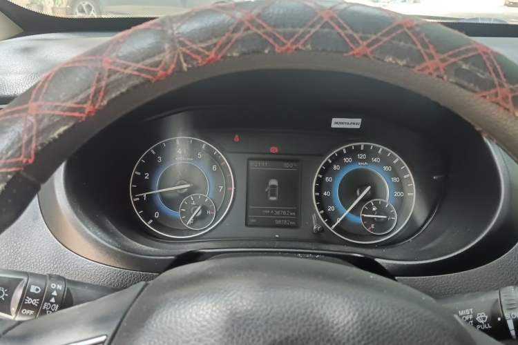Used Dongfeng Fengon S560 2018 1.8L Manual Comfort 7-Seater Instrument Cluster