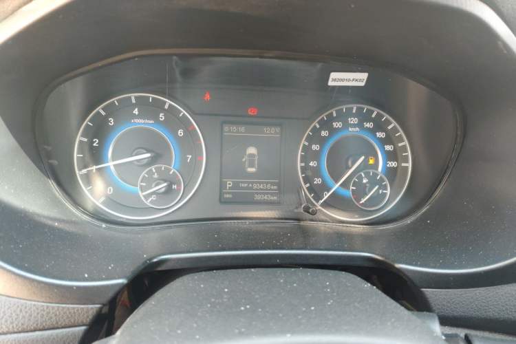Used Dongfeng Fengon S560 2018 1.8L CVT Elite Model 7 Seats Instrument Cluster