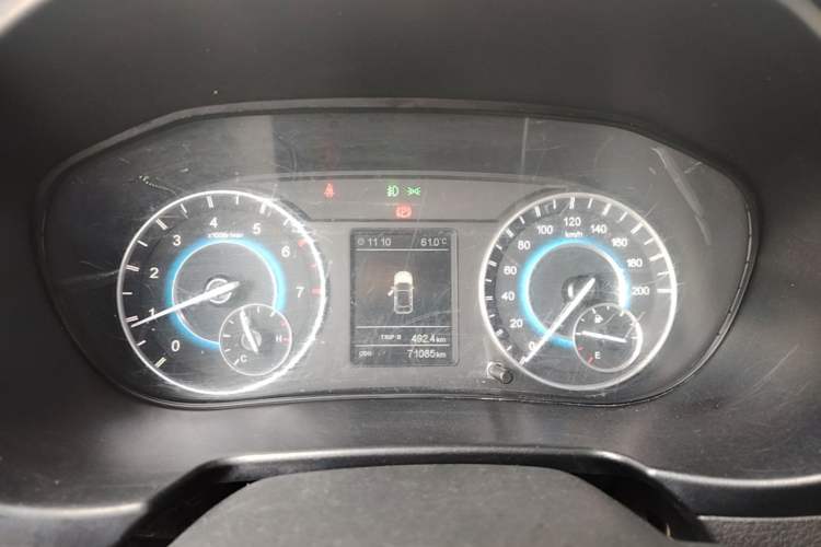 Used Dongfeng Fengon S560 2018 1.8L Manual Urban Model 5 Seats Instrument Cluster