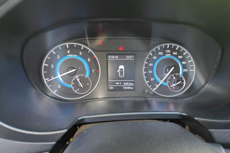 Used Dongfeng Fengon S560 2018 1.8L Manual Urban Model 7 Seats Instrument Cluster