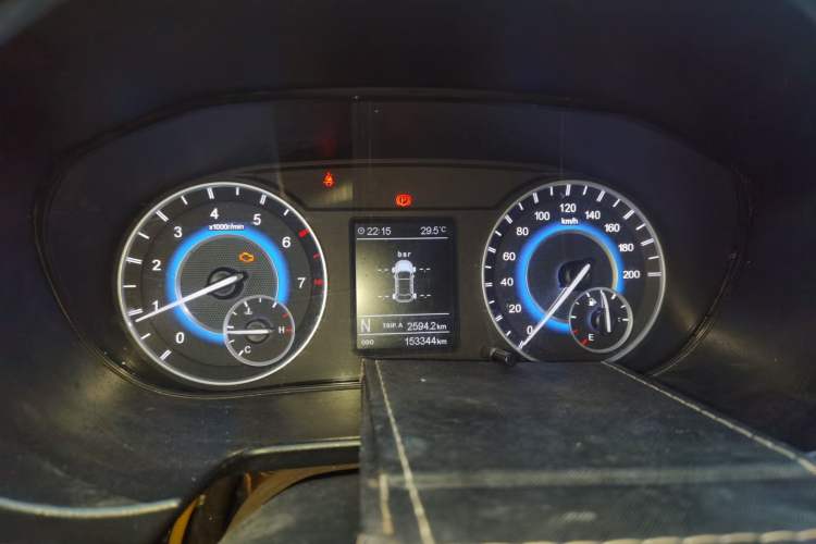 Used Dongfeng Fengon S560 2018 1.8L CVT Elite Model 7 Seats Instrument Cluster