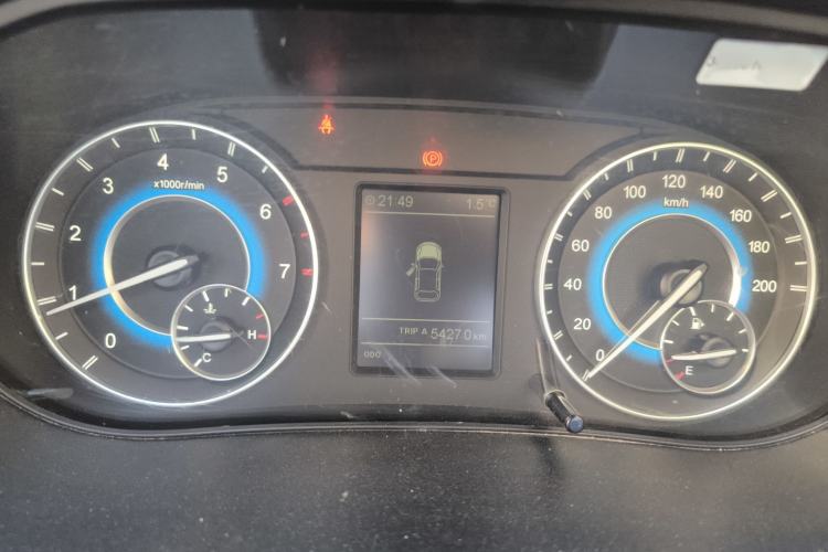 Used Dongfeng Fengon S560 2018 1.8L Manual Urban Model 5 Seats Instrument Cluster