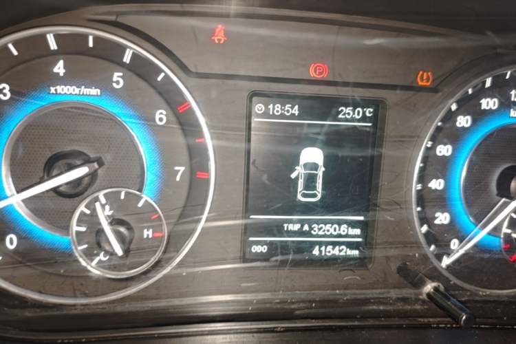 Used Dongfeng Fengon S560 2018 1.8L Manual Luxury 7-Seater Instrument Cluster