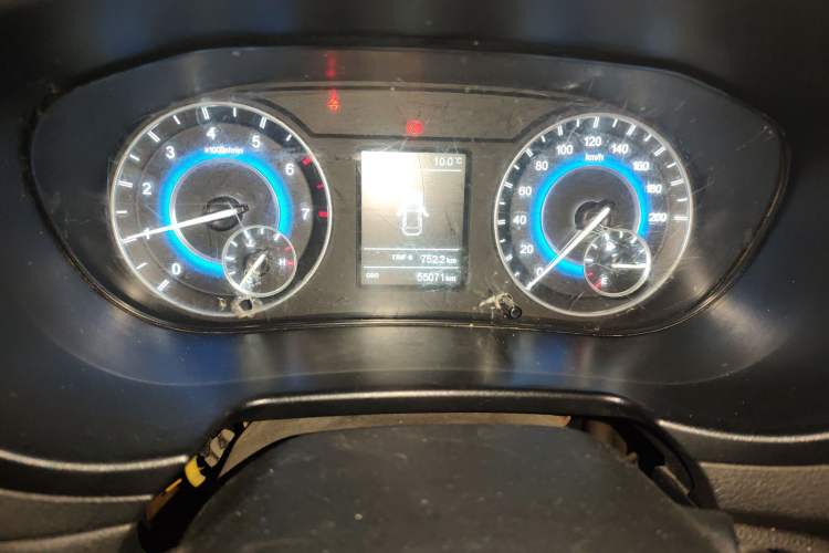 Used Dongfeng Fengon S560 2018 1.8L Manual Urban Model 7 Seats Instrument Cluster