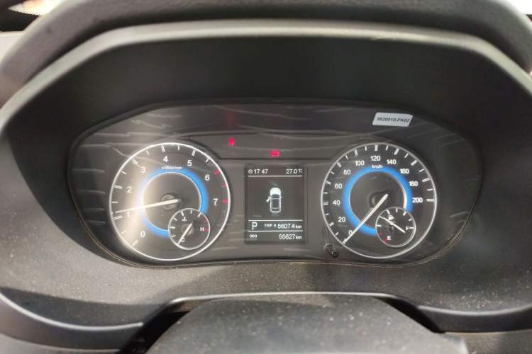 Used Dongfeng Fengon S560 2018 Revised Version 1.8L CVT Prestige Edition 5 Seats Instrument Cluster