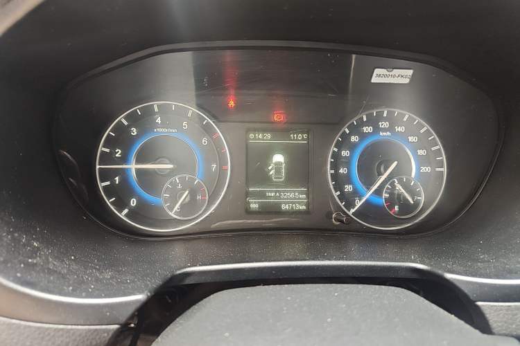 Used Dongfeng Fengon S560 2018 1.8L Manual Elite 7-Seater Instrument Cluster