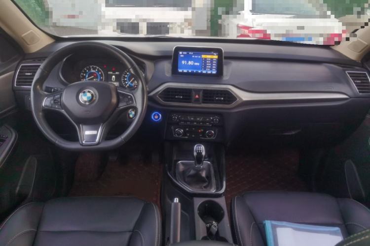 Used Dongfeng Fengon S560 2018 1.8L Manual Comfort 7-Seater Interior 2
