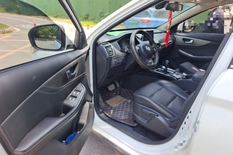 Used Dongfeng Fengon S560 2018 1.8L CVT Prestige Model Interior 3