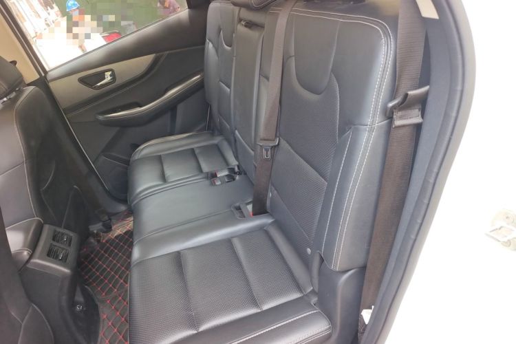 Used Dongfeng Fengon S560 2018 1.8L CVT Prestige Model Interior 4