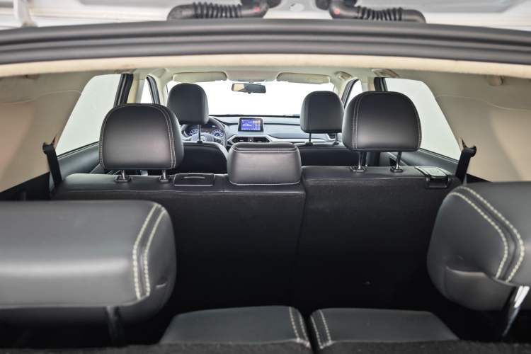 Used Dongfeng Fengon S560 2018 1.8L CVT Elite Model 7 Seats Interior 5
