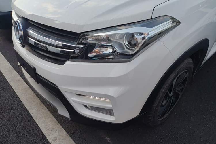 Used Dongfeng Fengon S560 2018 1.8L Manual Comfort 7-Seater Left Front Headlight