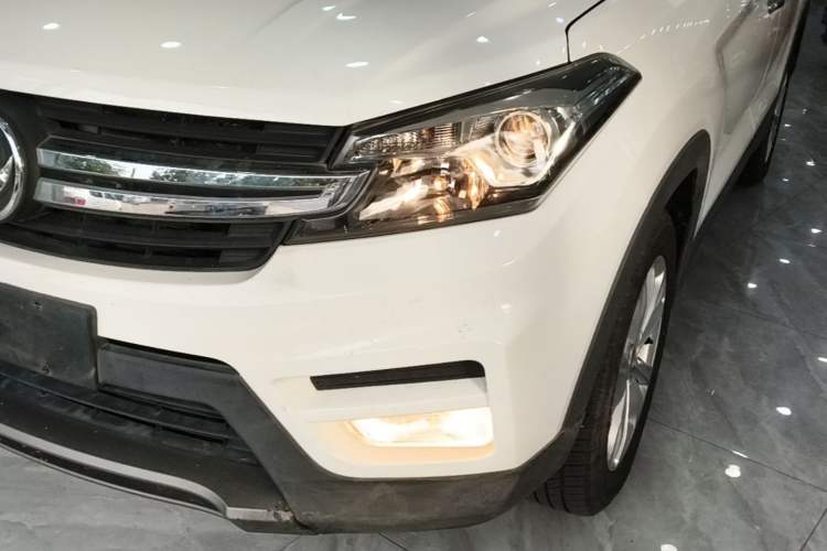 Used Dongfeng Fengon S560 2018 1.8L Manual Urban Model 7 Seats Left Front Headlight