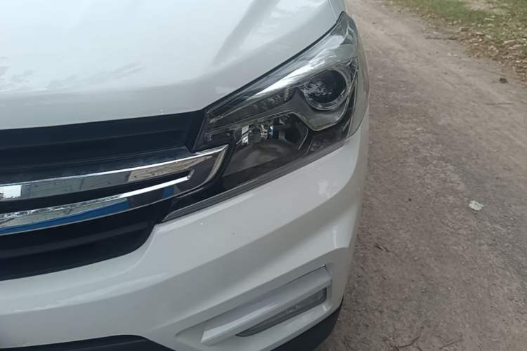 Used Dongfeng Fengon S560 2018 1.8L CVT Smart Connect 7-Seater Left Front Headlight