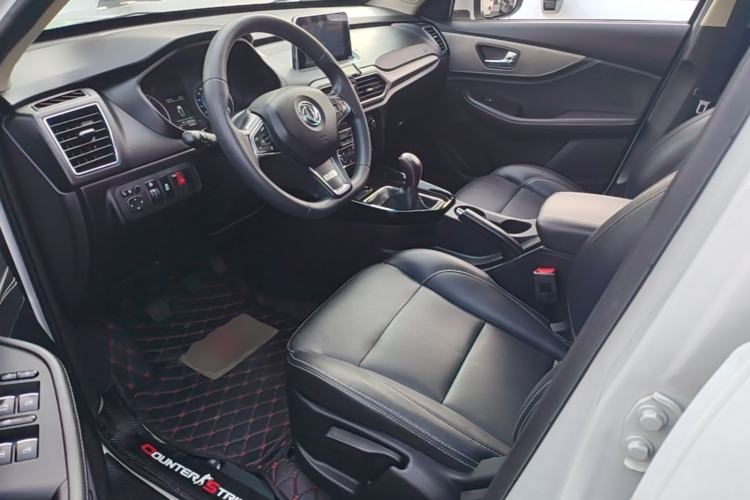 Used Dongfeng Fengon S560 2018 1.8L Manual Comfort 7-Seater Left Front Seat