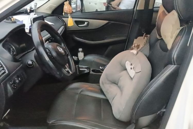 Used Dongfeng Fengon S560 2018 1.8L Manual Comfort 7-Seater Left Front Seat
