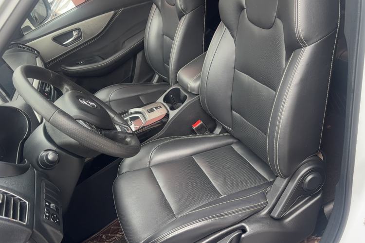 Used Dongfeng Fengon S560 2018 1.8L CVT Elite Model 5 Seats Left Front Seat