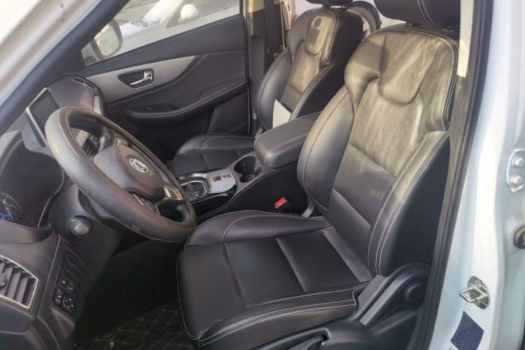 Used Dongfeng Fengon S560 2018 1.8L CVT Elite Model 5 Seats Left Front Seat