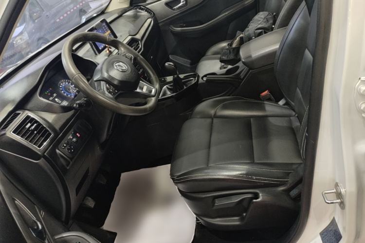 Used Dongfeng Fengon S560 2018 1.8L Manual Comfort 7-Seater Left Front Seat