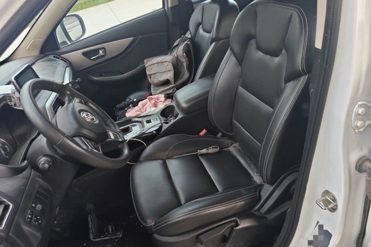 Used Dongfeng Fengon S560 2018 1.8L CVT Elite Model 7 Seats Left Front Seat