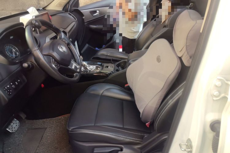 Used Dongfeng Fengon S560 2018 1.8L CVT Prestige Model Left Front Seat