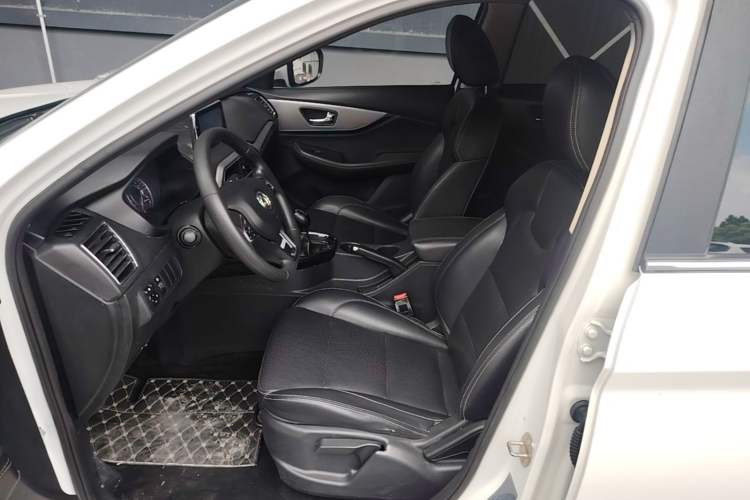 Used Dongfeng Fengon S560 2018 1.8L Manual Urban Model 5 Seats Left Front Seat