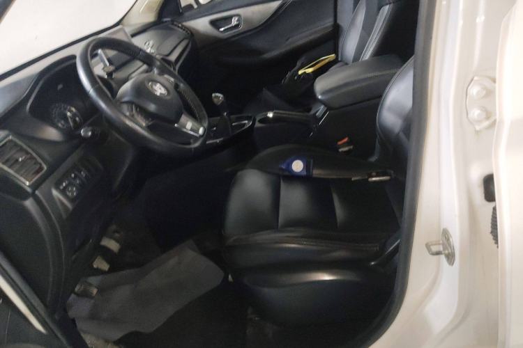 Used Dongfeng Fengon S560 2018 1.8L Manual Elite 7-Seater Left Front Seat